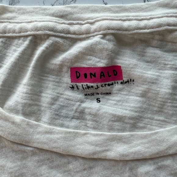 DONALD ROBERTSON X J CREW
Ostrich Tee - Picture 4 of 7